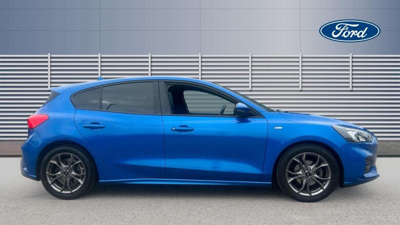 Ford Focus 1.0 EcoBoost Hybrid mHEV 125 ST-Line Edition 5dr Petrol Hatchback